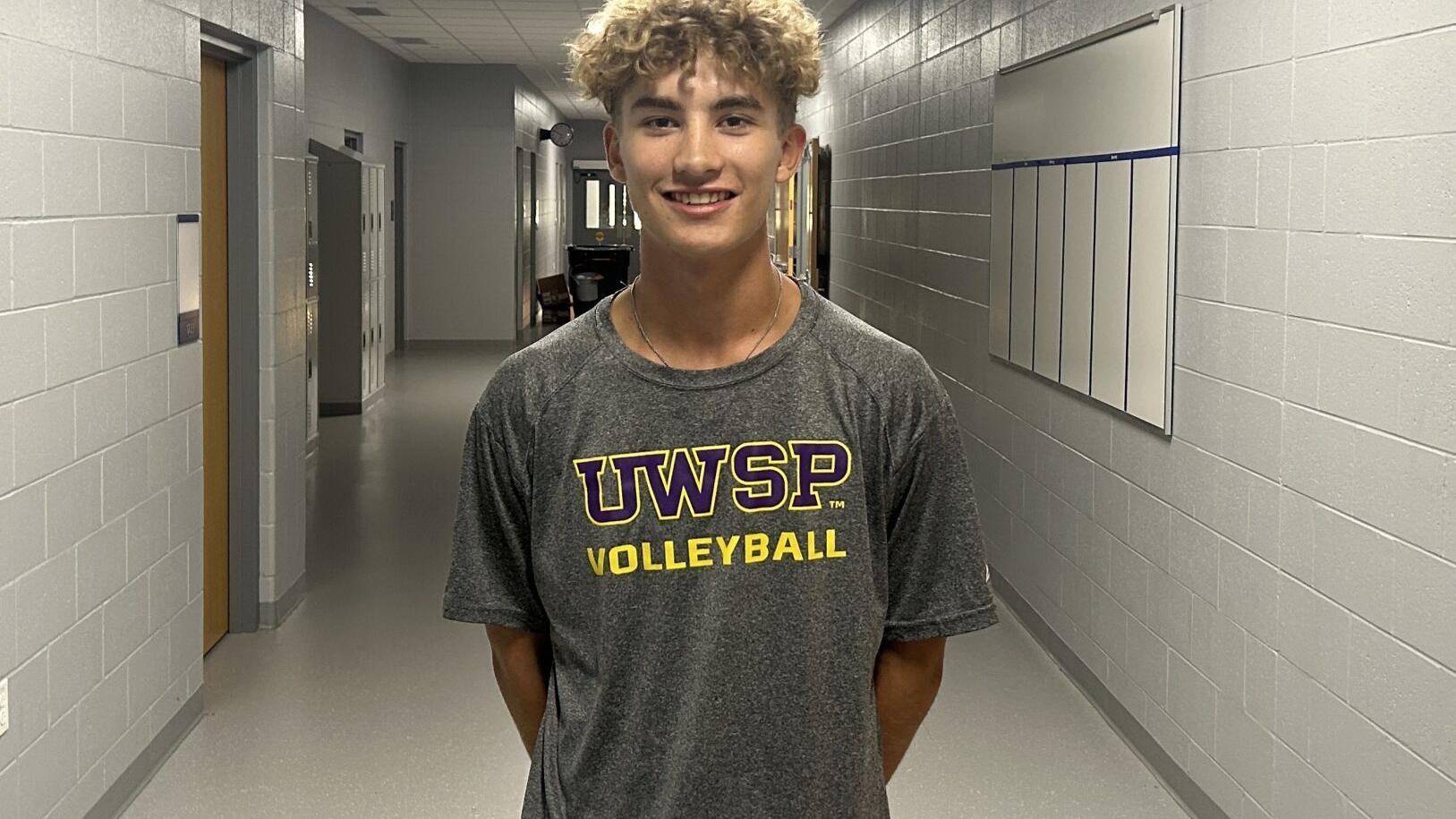 Sun Prairie West junior happily leaves cross country for emerging boys volleyball